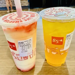 Large Mango Strawberry Smoothie