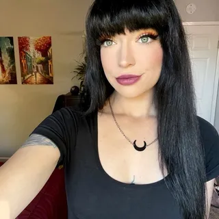 Sammi L.