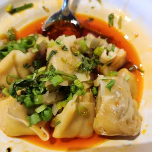 Wonton in chili oil