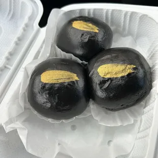 Molten Lava Bun
