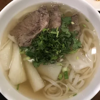 3. Beef Stew with Rice Noodle in Clear Beef Broth