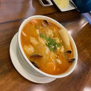 13. Seafood Laksa in Rice Noodle