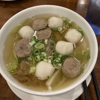 12.BEEF & FISH MEAT BALL NOODLE SOUP