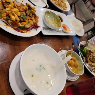 23. SHRIMP CHOW MEIN