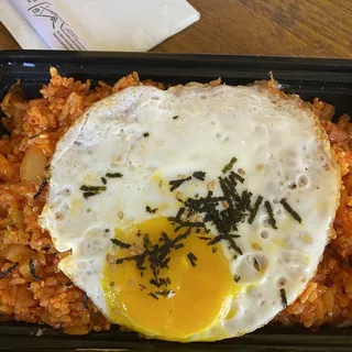 KIMCHI CHEESE FRIED RICE