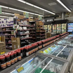 Inside 88 Supermarket, San Leandro, CA.
