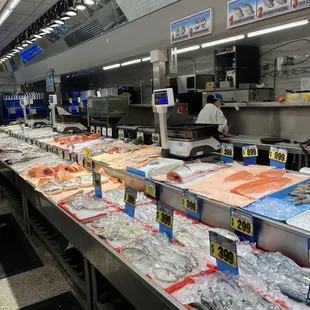 Inside 88 Supermarket, San Leandro, CA.