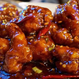 food, chicken wings and fried chicken