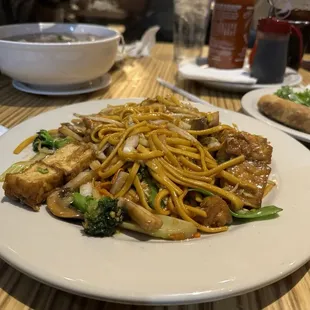 Lo Mein