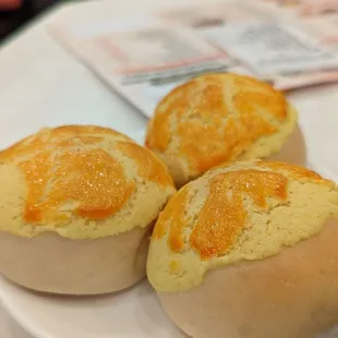 Pineapple bun