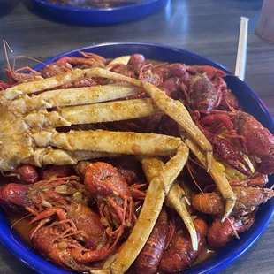 Snow crab and crawfish