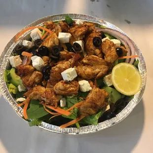 895 specialty"Cajun chicken house salad"
