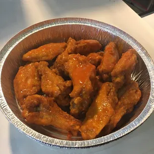Hot buffalo wings