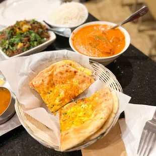 Garlic Naan &amp; Classic Butter Chicken