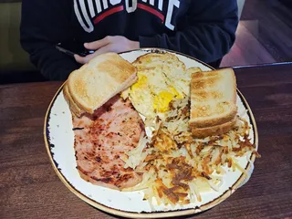 Christos New City Grill