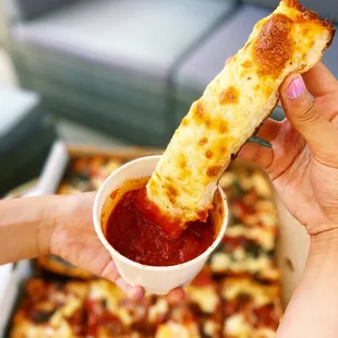 cheesy bread sticks