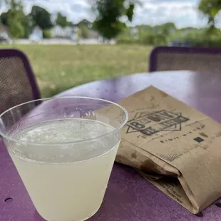 To-go cocktail and cookie