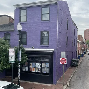 The 8X10!  Best club in Baltimore!!