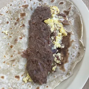 Tortilla de harina $2.99