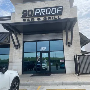 Horrible service. And will NOT be going OUT of my way to come here again.