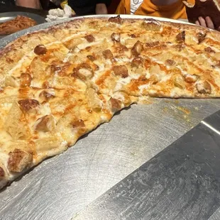 Jenns Mac pizza Large