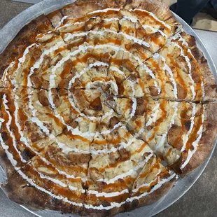 Buffalo Chicken Mac and Cheese Pizza