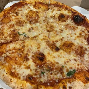 Classic Cheese Signature Pizza Americana