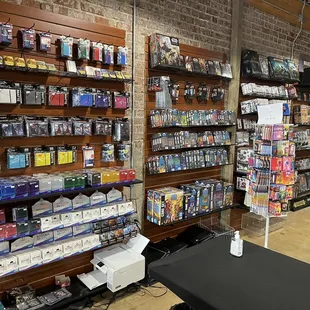 Game accessories and Warhammer.