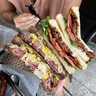 Reuben Sandwich &amp; B.l.t .