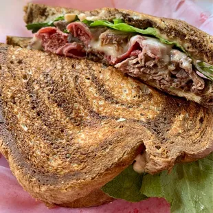 Rodger Dodger Sandwich