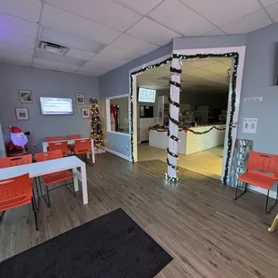 Holiday time at 904 Bagels