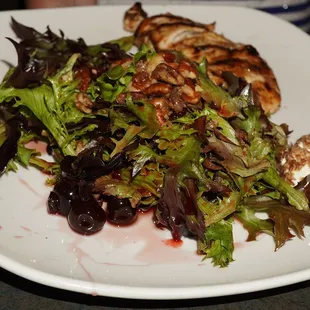Cherry goat cheese salad with chicken