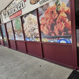 the outside of a restaurant