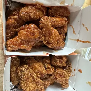 poultry, chicken wings and fried chicken, bbq wings, fried chicken, food, chicken wings, fried chicken wings, chicken, bbq chicken