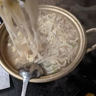 Regular Kalguksu doesn't have squash and clams, but it doesn't lack flavor. The broth was tasty and the noodles were perfectly cooked.