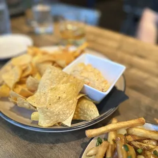 940's Kitchen & Cocktails