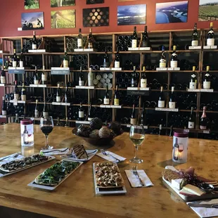 Flatbreads, desert and wine, what could be better!