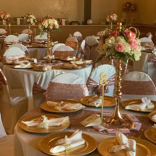 Rose gold/Ivory linens