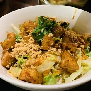 Vermicelli salad with tofu