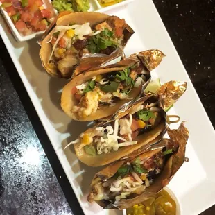 Spice crusted mahi mahi tacos