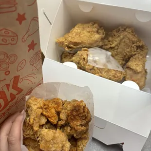fried chicken wings, food, chicken wings and fried chicken, bbq chicken, bbq wings, fried chicken, chicken wings, chicken, poultry