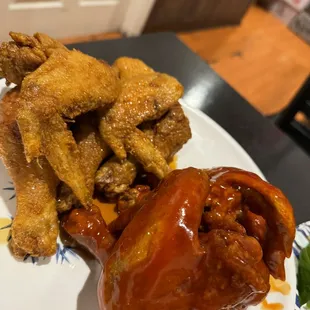1/2 spicy Sauce Chicken 1/2 soy garlic sauce chicken