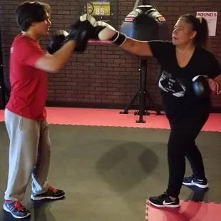 Working pads with a member