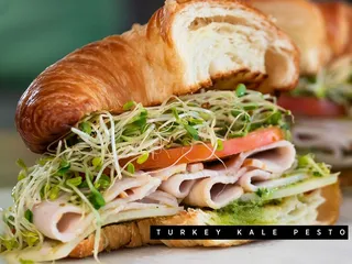 Nalu Health Bar & Café