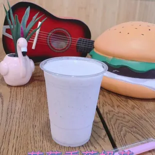 p of coffee and a hamburger