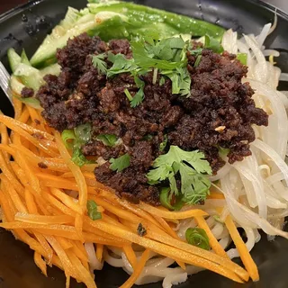 Old Peking Minced Pork Noodle