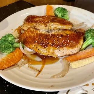Salmon plate
