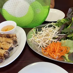 Egg rolls with veggies