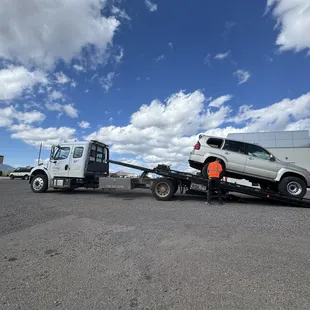Tow truck