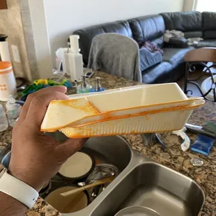 Oil soaked container